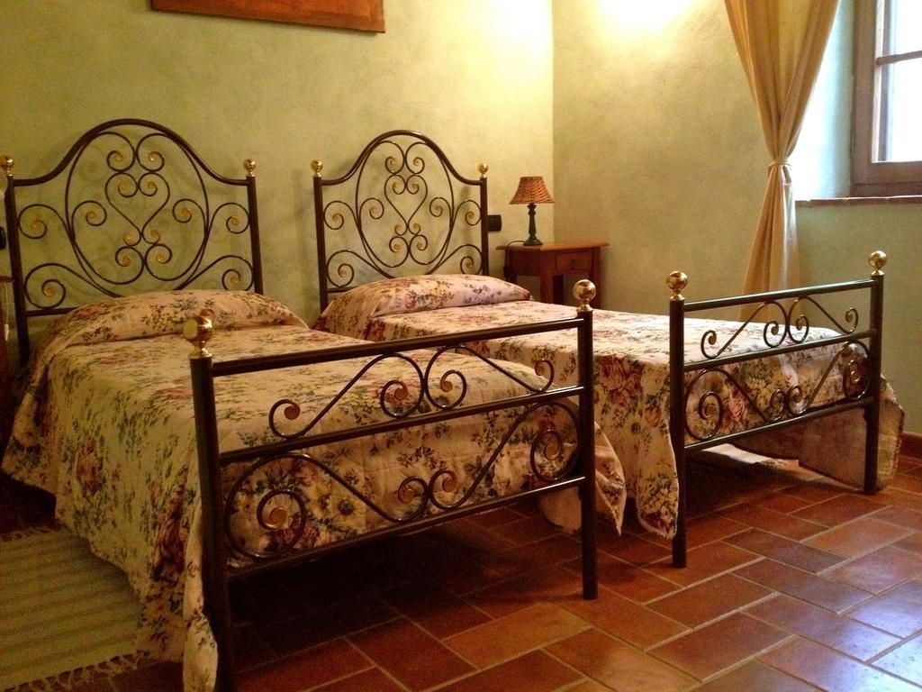 Podere Marroneto Lama  الغرفة الصورة